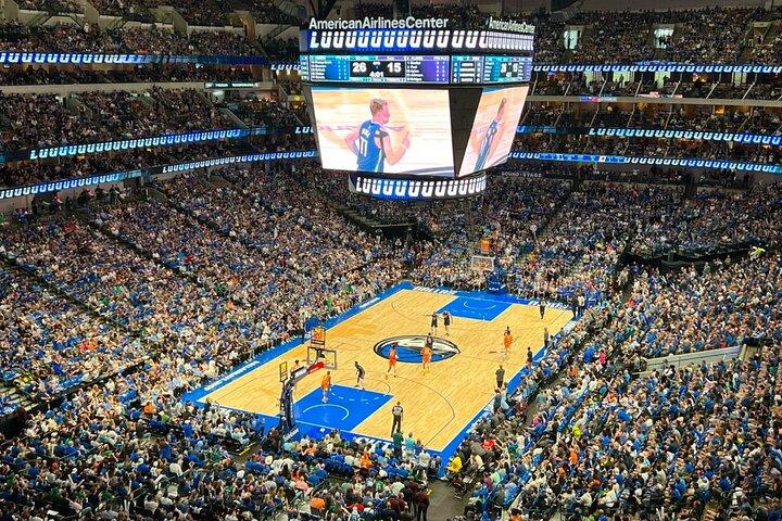 Los Angeles Lakers at Dallas Mavericks